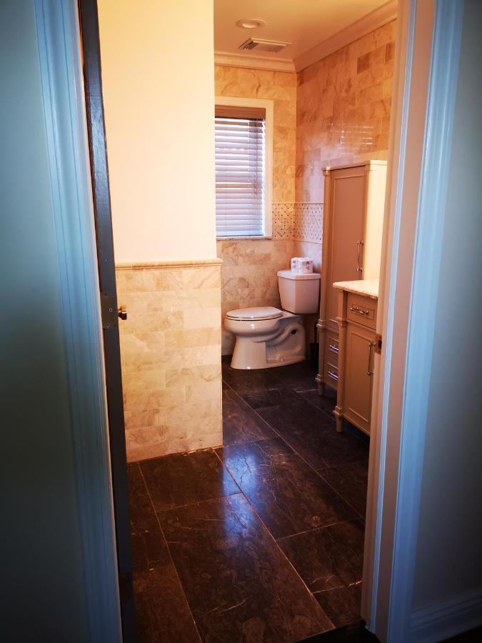 Luxury Hotel-Style Room In Queens, ニューヨーク エクステリア 写真