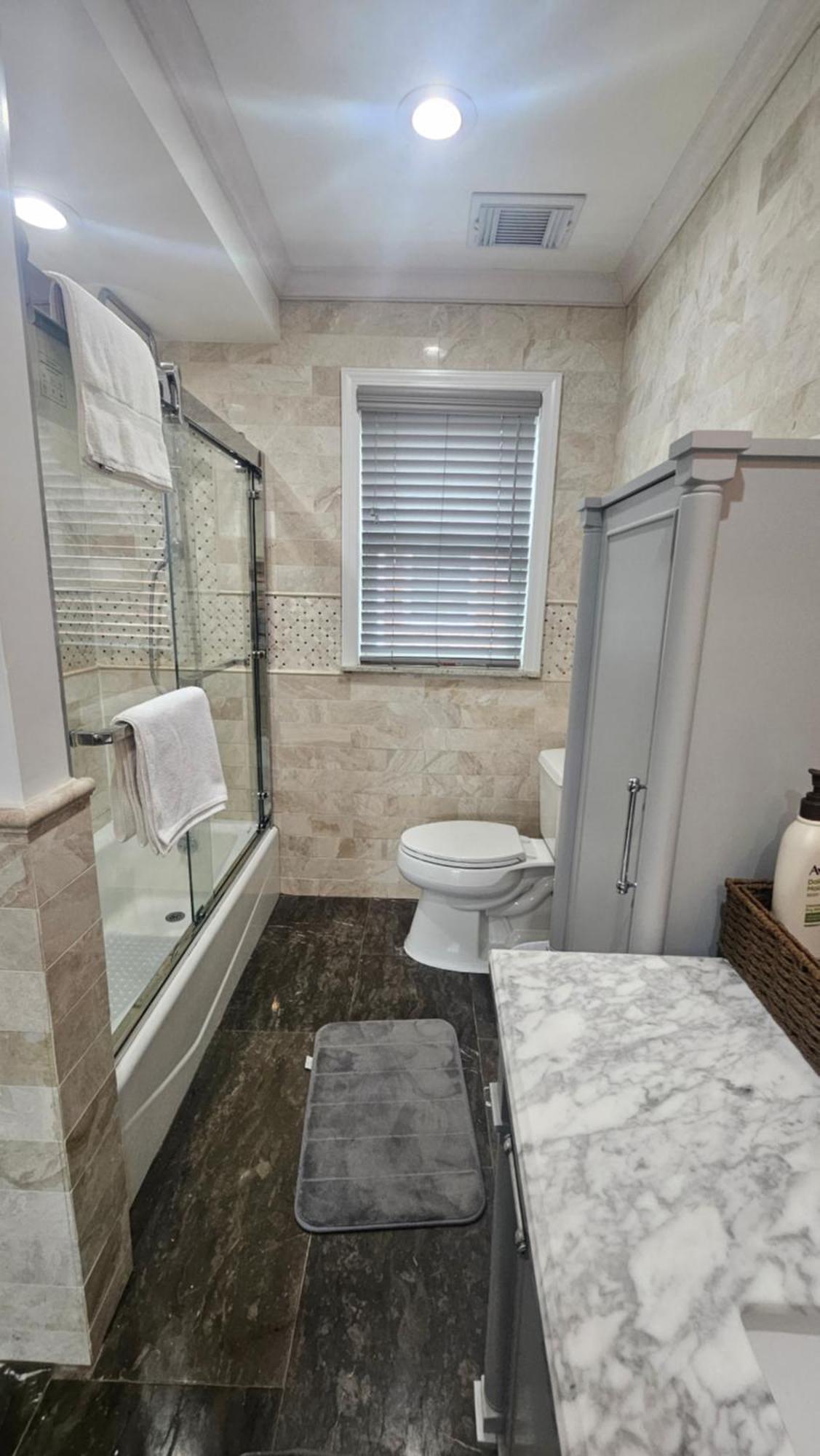 Luxury Hotel-Style Room In Queens, ニューヨーク エクステリア 写真