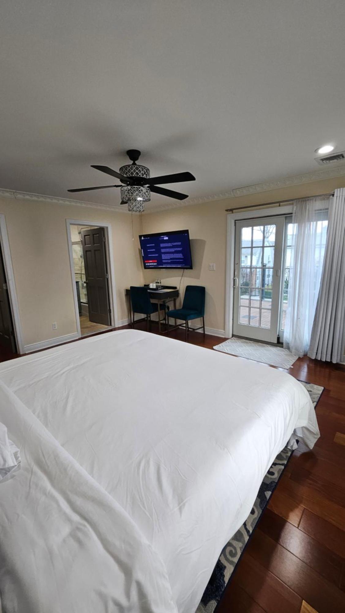 Luxury Hotel-Style Room In Queens, ニューヨーク エクステリア 写真